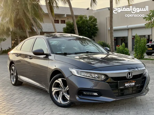 Apple CarPlay Used Honda in Dhofar
