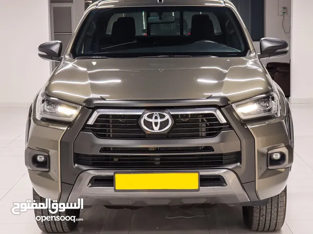 Used Toyota Hilux in Muscat