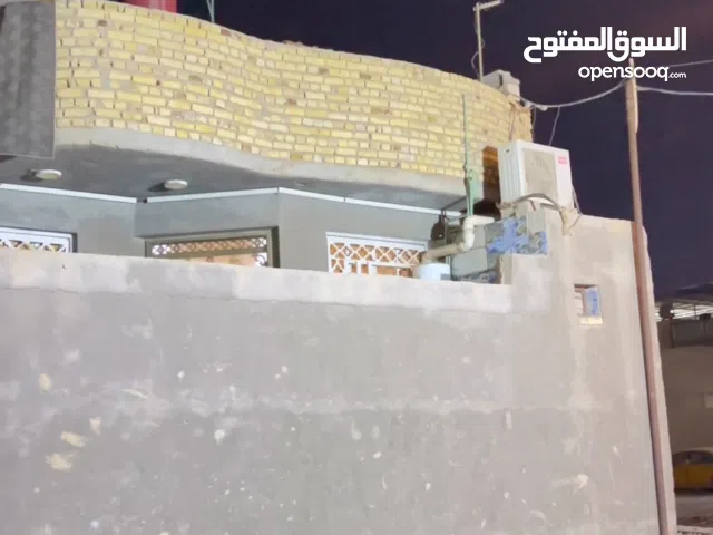 215 m2 5 Bedrooms Townhouse for Sale in Basra Al-Jazzera