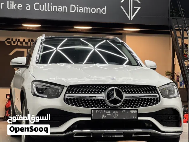 Mercedes GLC 300 2018 - White - Beige Interior - 124,000 KM - Full Option - 6200 OMR