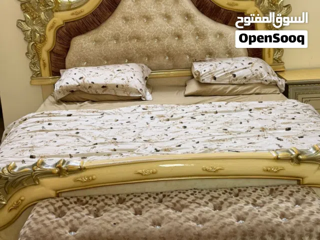 (غرفة نوم شبه جديده)