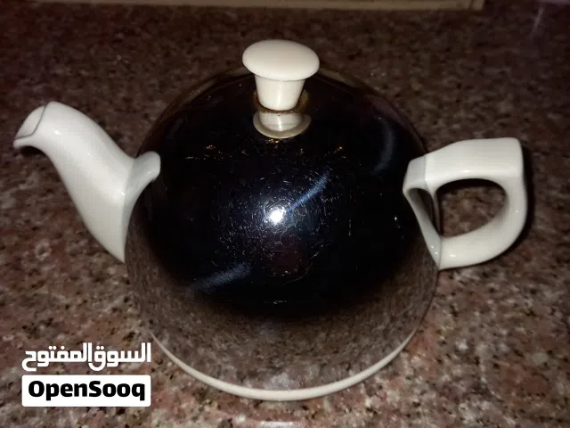 ابريق قديم جدا صناعه انجليزيه سنة 1956