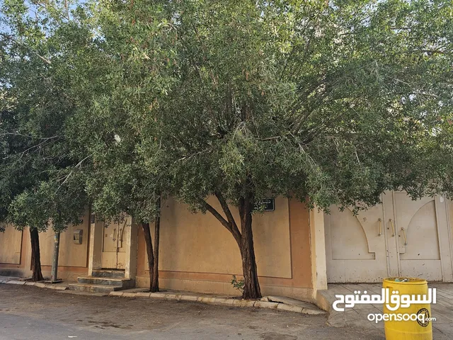 Building for Sale in Al Riyadh Al Uraija Al Wusta