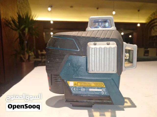Laser Bosch GLL 3-80 C professionnel