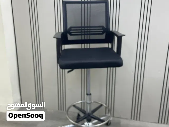 كرسي كاشير مع مسند قدمين كرسي مكتب كاشير الارتفاعات /ريسبشن / مختبر / عيادات / شركات / سوبرماركت