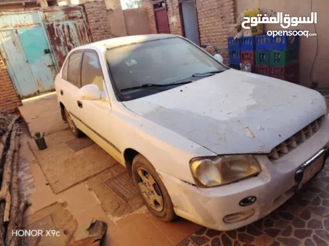 للبيع بإذن الله في امدرمان  فيرنا موديل 2001 القير عادي   مكنه مدورة فل  قوائم عتب فل