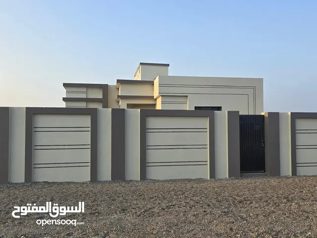 منزل للبيع في صحار (الفاتك / العوينات)