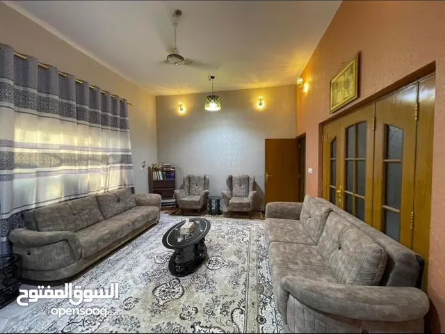 360 m2 More than 6 bedrooms Villa for Sale in Basra Tannumah