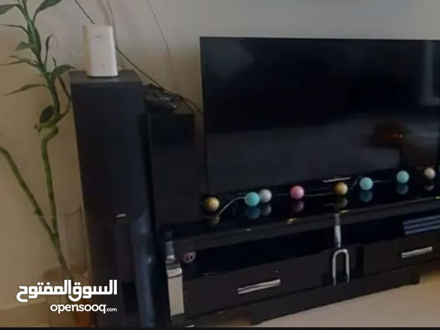 طاولة للبيع