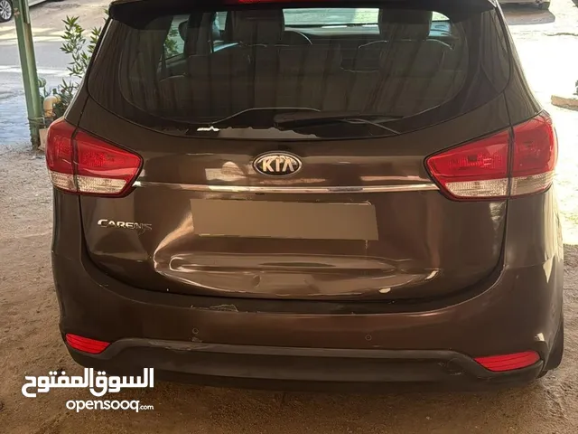 Used Kia Carens in Al Ahmadi