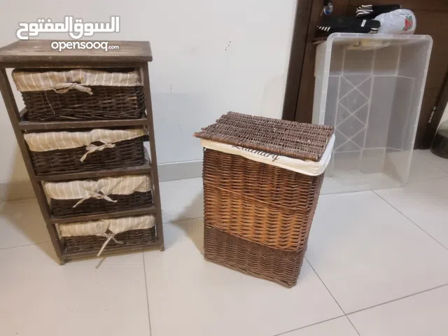 Basket and a thing to hold tools or other stuff
