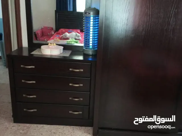 غرفة نوم سرير واحد مفرد ممتازه