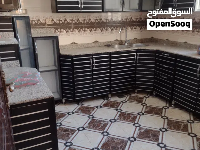 250 m2 4 Bedrooms Apartments for Rent in Sana'a Asbahi
