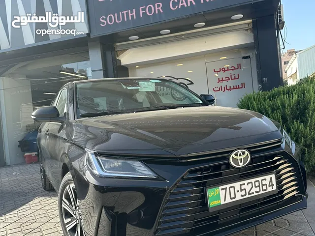 استأجر الان تويوتا ياريس موديل 2025 عداد زيرو فل كامل اضافات بافضل الاسعار فقط من الجنوب