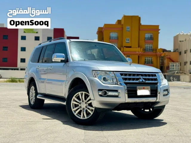 2017 ميتسوبيشي باجيرو GLS Top