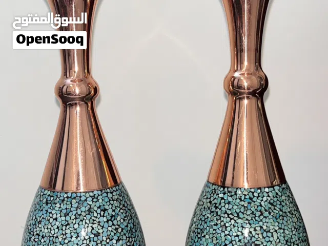 مزهرية نحاسية مطعّمة بحجر الفيروز الطبيعي – نيشابور، إيران