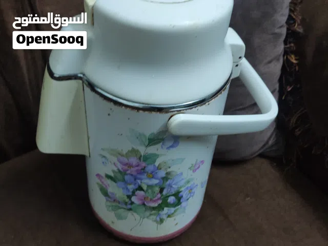 براد شاي او حافضة شاي حجم كبير بحاله جيده جدا  استعمال خفيف شركه نوعيه الاصليه 0ماركه  عالميه معروفه