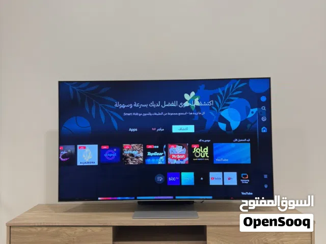 شاشة سامسونغ ( شبه جديدة ) مع طاولة مجاناً
