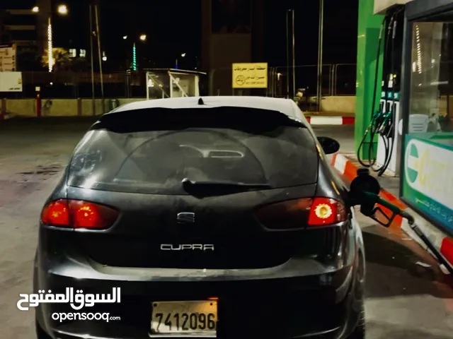 سيات ليوون.    لللبيع ع كااااش حرررق 2012