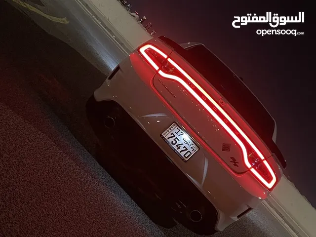 للبيع دبة اكسفور تركب على موستنق و دوج تشارجر صوت طرب معه كتاوت تقدر تطفي و تشغله