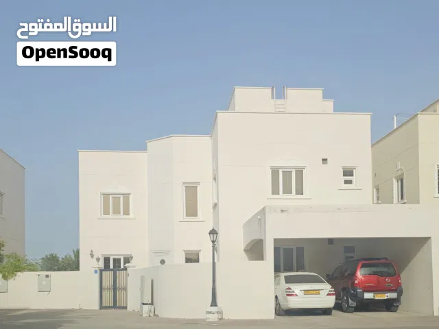 321 m2 5 Bedrooms Villa for Sale in Muscat Al Khoud