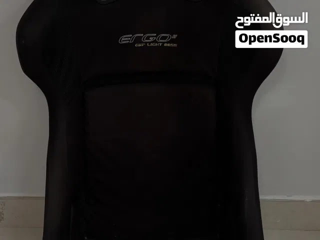 للبيع كرسي sparco نظيف جداا