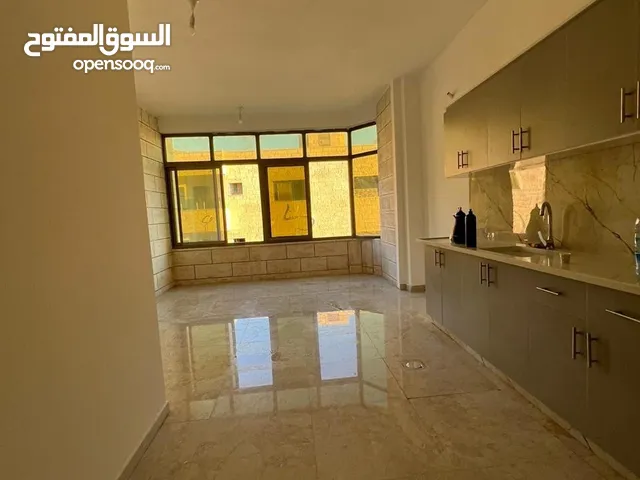 210 m2 4 Bedrooms Apartments for Sale in Ramallah and Al-Bireh Surda