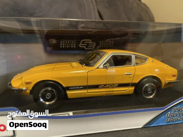 240Z 1972 . 1/18 scale