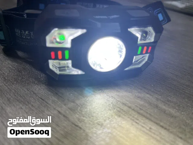 كشاف محمول ف الرئس في 4 وضعيات