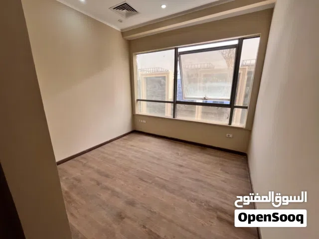مكتب اداري داخل مشروع Audaz لشركه gates Development