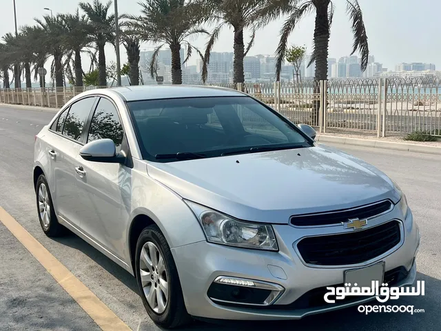 Chevrolet Cruze 2017 – Clean, Reliable, and Fuel Efficient