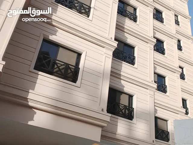 126 m2 4 Bedrooms Apartments for Sale in Jeddah Al Samer