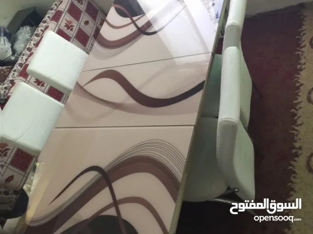 طولة سفره معها 6 كراسي 100 دينار