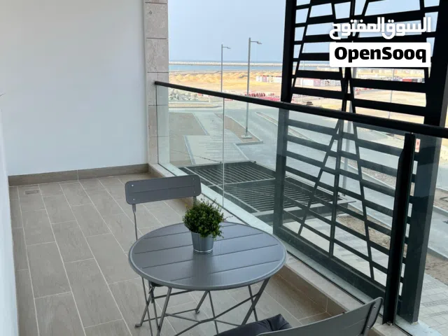 Luxury Apartment with Sea & Boulevard View in Al Mouj