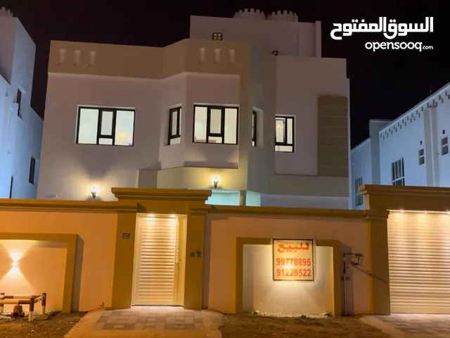 297 m2 More than 6 bedrooms Villa for Sale in Muscat Amerat