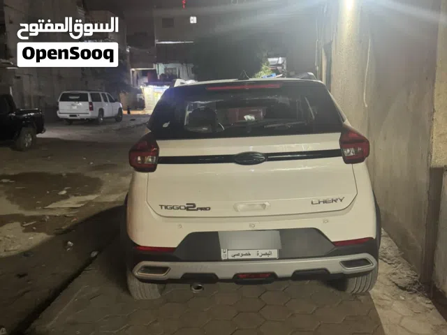 شيري برو 2 استيشن 5 راكب 2022 ابيض واسودّ الداخل اسود وعسلي