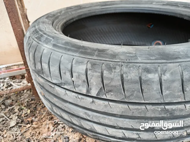 LandSpider 17 Tyres in Amman