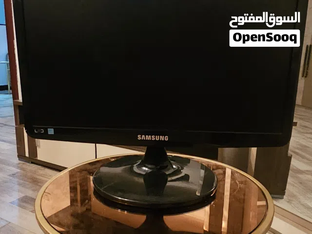 18.5" Samsung monitors for sale  in Tripoli