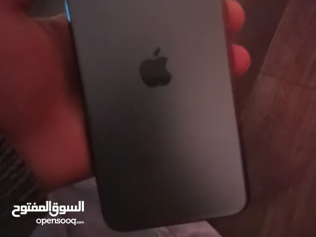 آيفون 11 برو ماكس بسعر 1350