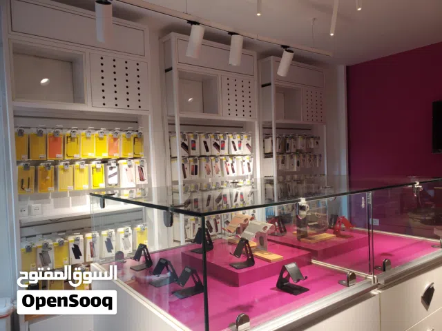 ديكور محل نقالات متكامل ... مصنع خصيصا في تركيا