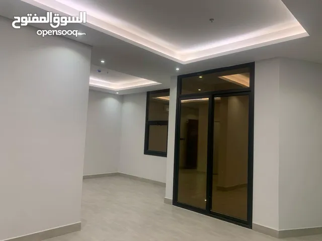 215 m2 4 Bedrooms Apartments for Rent in Jeddah Al Naseem