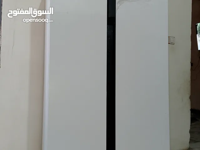 ثلاجة للبيع السعر 800الف