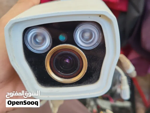 كاميرا مراقبة للبيع بحالة ممتازة وجودة تصوير عالية