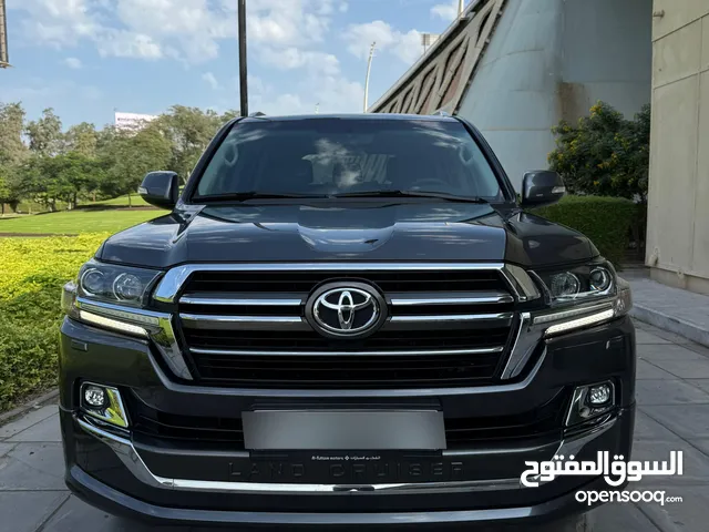 Used Toyota Land Cruiser in Dubai