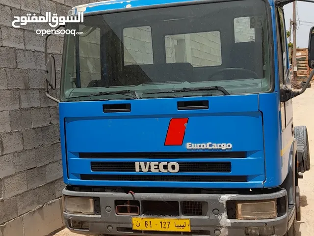 Auto Transporter Iveco 2012 in Tripoli