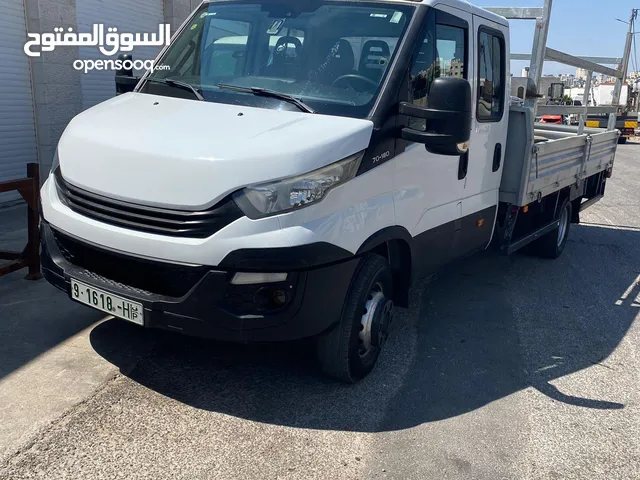 Iveco daly  2017 70-180 فحص نظيف  ماشية 150 سعر 120 الف شيكل للبيع