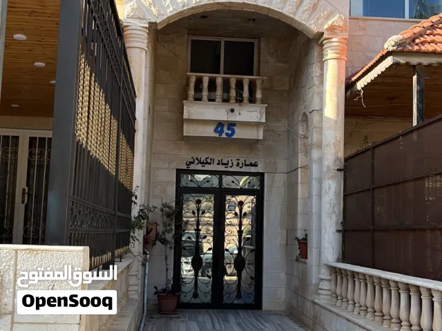 211 m2 3 Bedrooms Apartments for Sale in Amman Umm Zuwaytinah