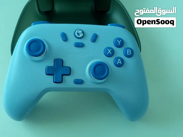 كنترولGamesir nova lite جديد لسا بالكرتونه لم بتم استعماله نهائياً سعر مناسب وقابل للتفاوض بشكل بسيط