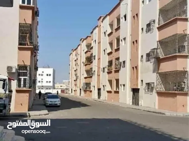 200 m2 4 Bedrooms Apartments for Sale in Aden Other