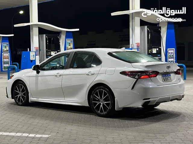 Used Toyota Camry in Muscat